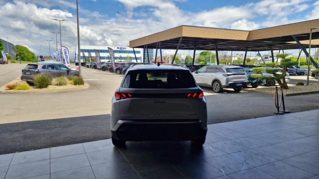 Peugeot 5008 image 6