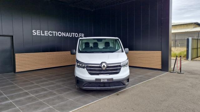 Renault Trafic image 2