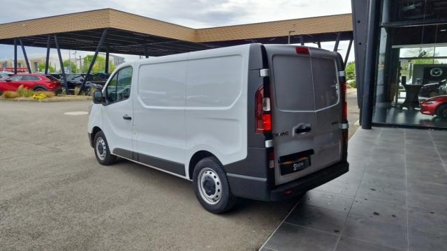 Renault Trafic image 4