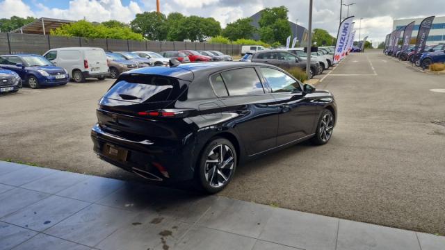 Peugeot 308 image 2