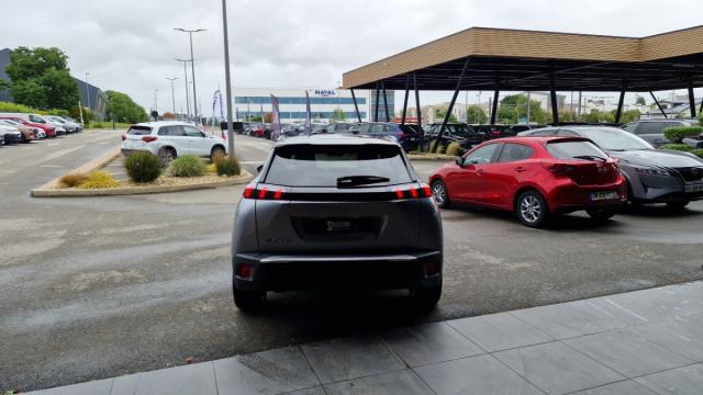 Peugeot 2008 image 5