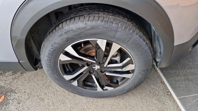 Peugeot 2008 image 8