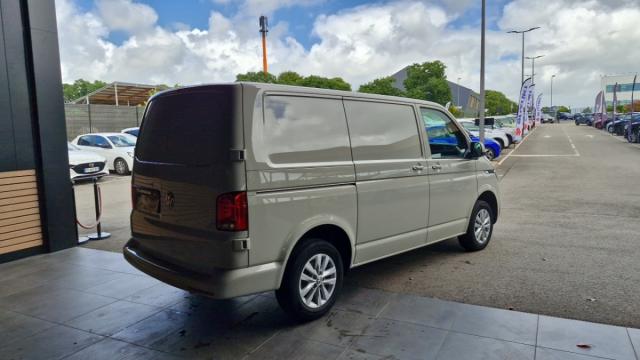 Volkswagen Transporter image 5