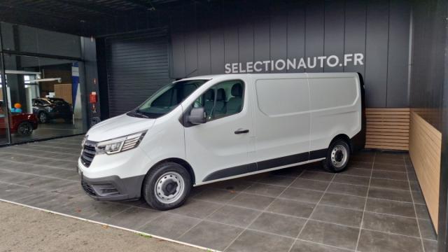 Renault Trafic image 1