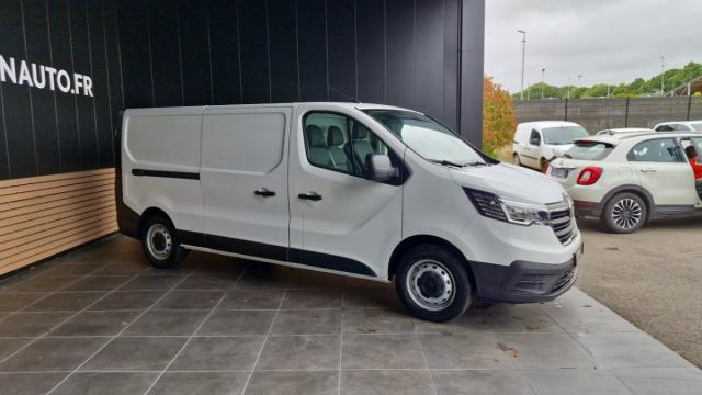 Renault Trafic image 7