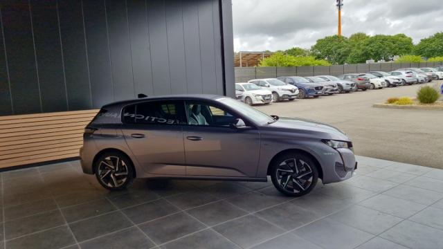 Peugeot 308 image 1
