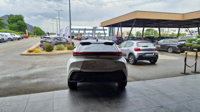 Toyota C-Hr image 7