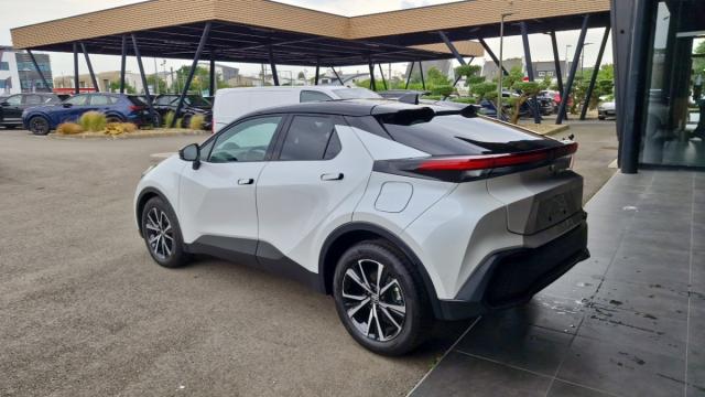 Toyota C-Hr image 7
