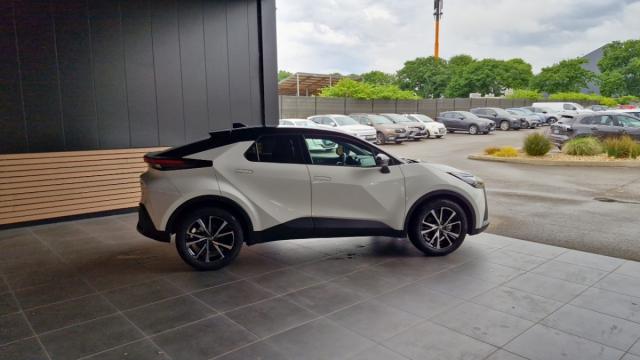 Toyota C-Hr image 8