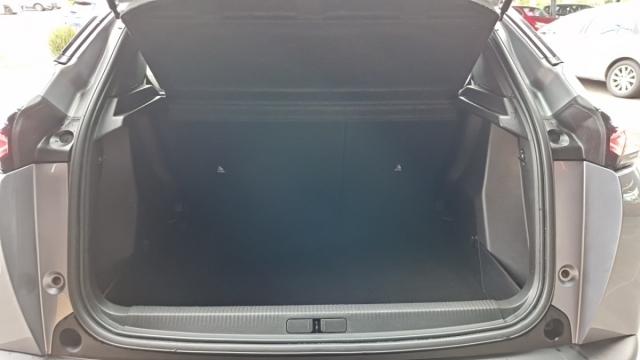 Peugeot 2008 image 9