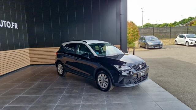 Seat Arona image 1