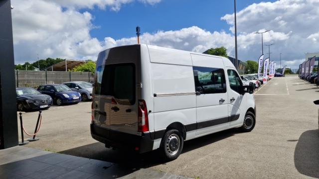 Renault Master image 1