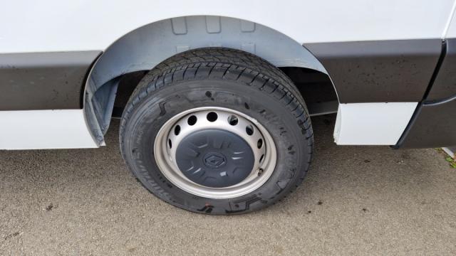 Renault Master image 9