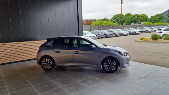 Peugeot 208 image 9