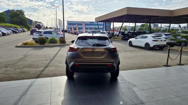 Nissan Juke image 2