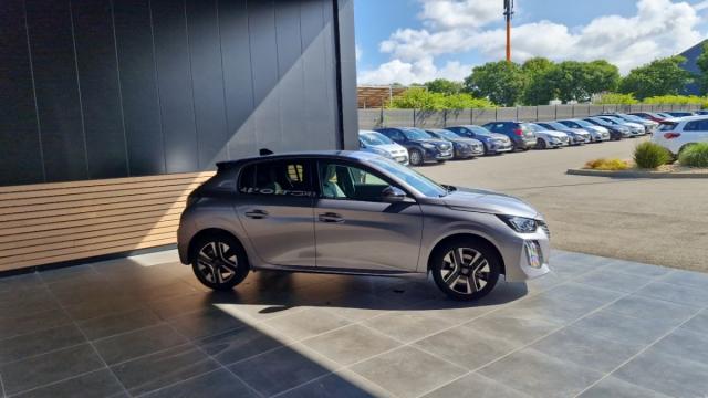 Peugeot 208 image 9