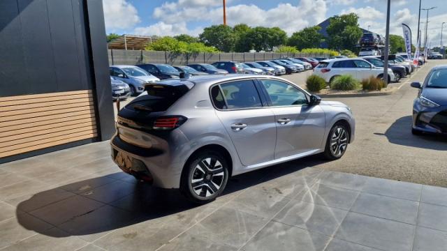 Peugeot 208 image 1