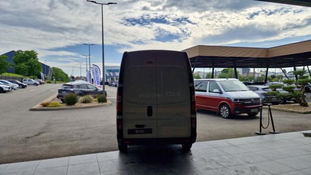 Renault Trafic image 8