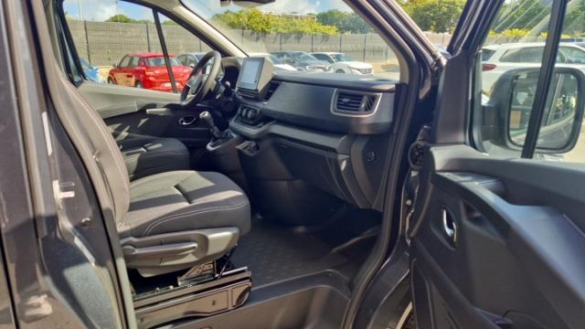 Renault Trafic image 8