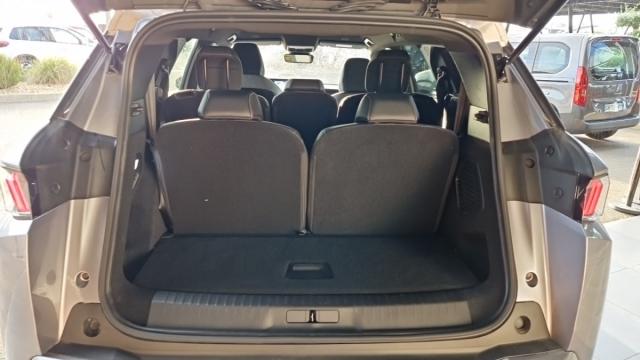 Peugeot 5008 image 9