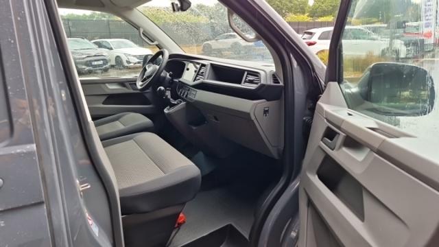 Volkswagen Transporter image 4