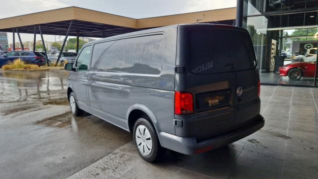 Volkswagen Transporter image 8