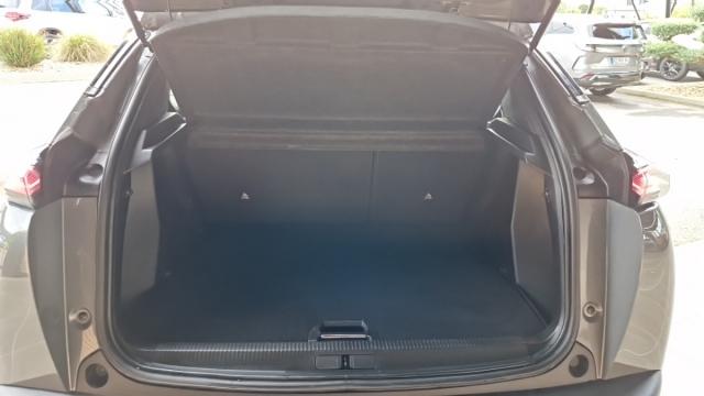 Peugeot 2008 image 1