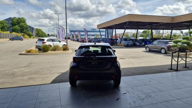 Toyota Yaris image 6