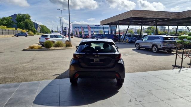Toyota Yaris image 8