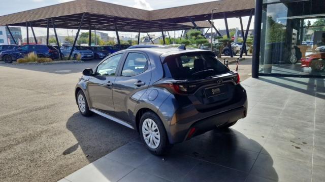 Toyota Yaris image 3
