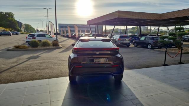 Toyota C-Hr image 5