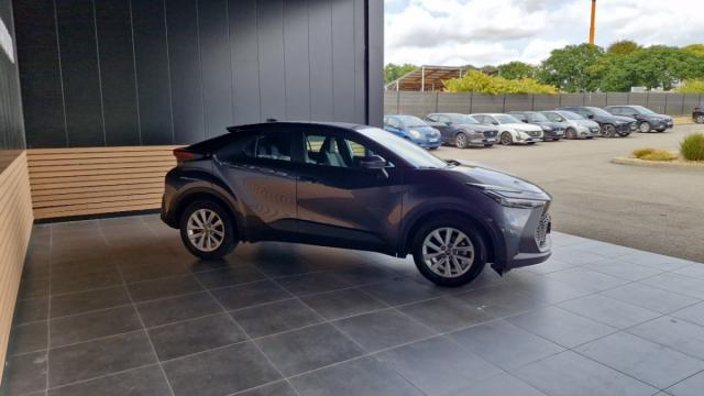 Toyota C-Hr image 8
