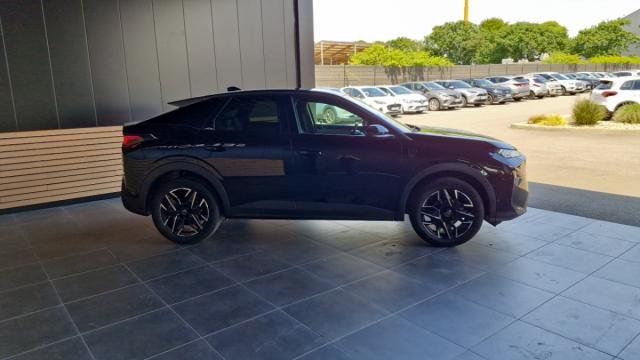 Peugeot 3008 image 2