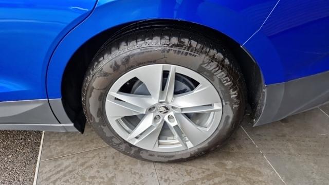 Skoda Enyaq image 7