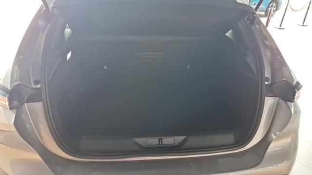 Peugeot 308 image 9