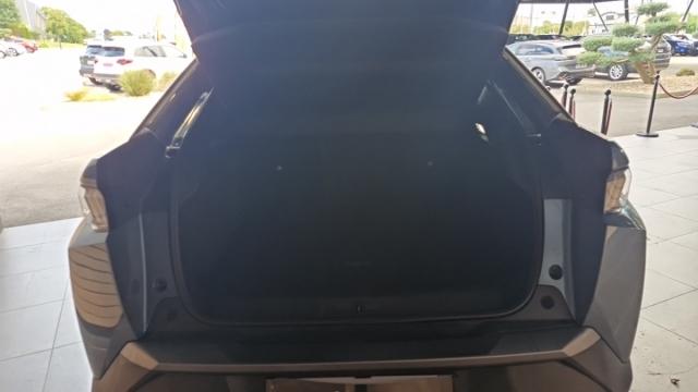 Peugeot 3008 image 2