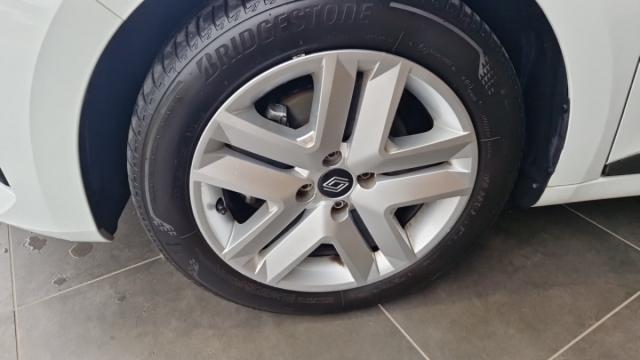 Renault Clio image 3