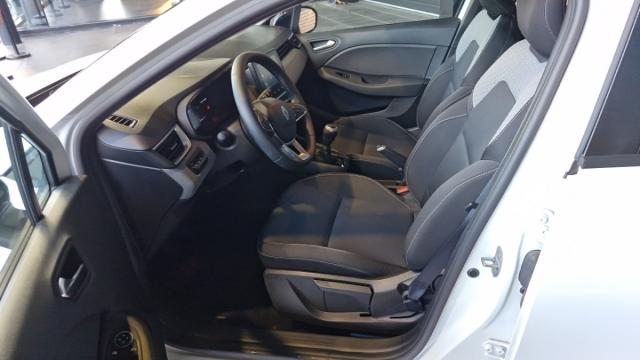 Renault Clio image 6