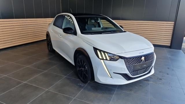 Peugeot 208 image 1