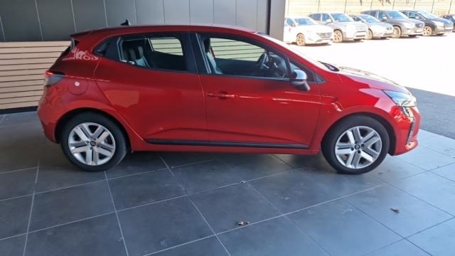 Renault Clio image 9