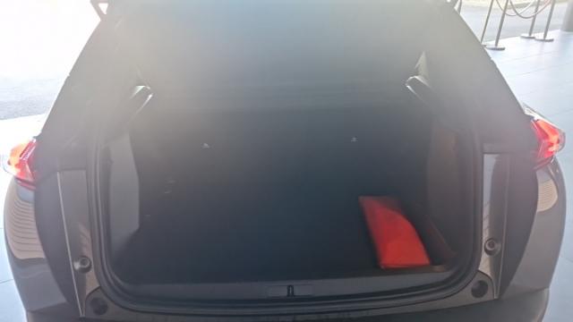 Peugeot 2008 image 1