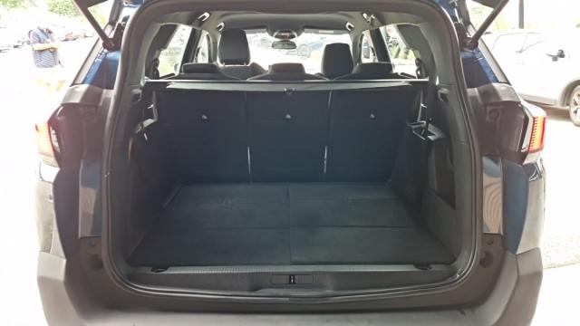 Peugeot 5008 image 3