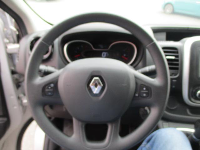 Renault Trafic image 6