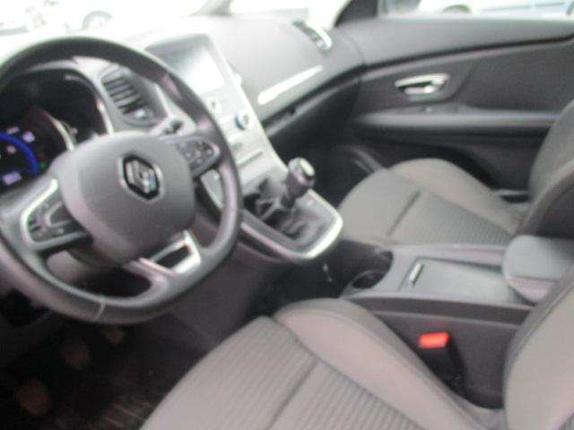 Renault Grand Scénic image 1