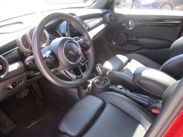 Mini Cooper image 6
