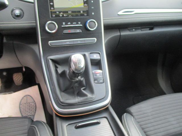 Renault Grand Scénic image 6