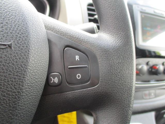 Renault Trafic image 4