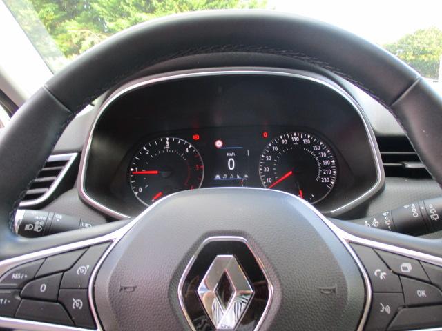 Renault Clio image 9