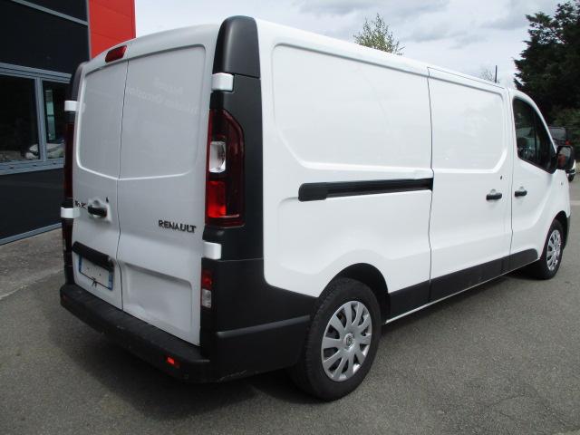 Renault Trafic image 8