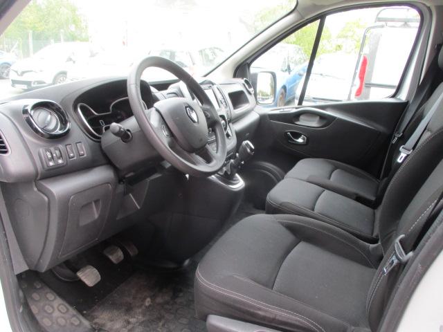 Renault Trafic image 7